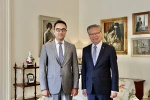 Ambassador Waissi Called On He The Hon Hieu Van Le Ac Governor Of Sa In Adelaide 300x200